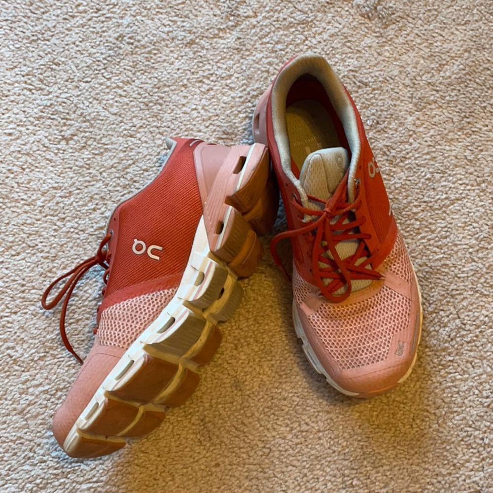 On Running Cloudflyer Shoes